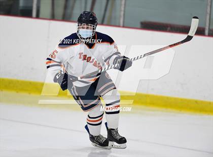 Thumbnail 1 in Branford @ Lyman Hall (SCC D2 Qtr Final) photogallery.