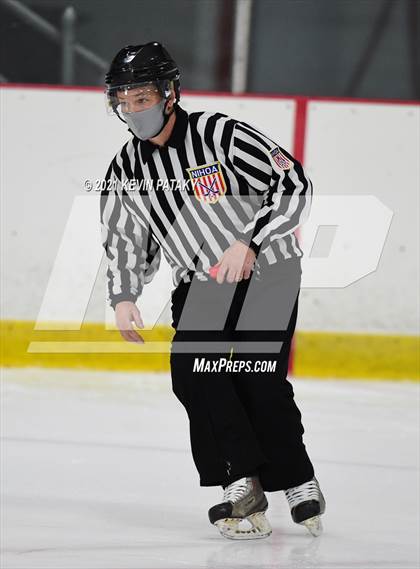 Thumbnail 1 in Branford @ Lyman Hall (SCC D2 Qtr Final) photogallery.