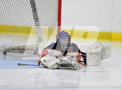 Thumbnail 1 in Branford @ Lyman Hall (SCC D2 Qtr Final) photogallery.