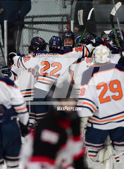 Thumbnail 2 in Branford @ Lyman Hall (SCC D2 Qtr Final) photogallery.