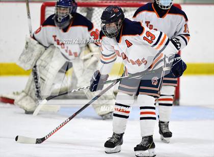 Thumbnail 2 in Branford @ Lyman Hall (SCC D2 Qtr Final) photogallery.