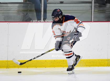 Thumbnail 2 in Branford @ Lyman Hall (SCC D2 Qtr Final) photogallery.