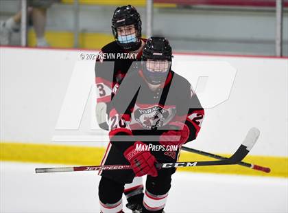 Thumbnail 1 in Branford @ Lyman Hall (SCC D2 Qtr Final) photogallery.