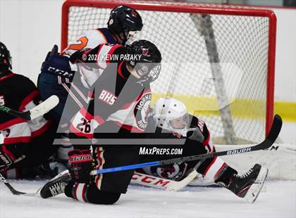 Thumbnail 2 in Branford @ Lyman Hall (SCC D2 Qtr Final) photogallery.