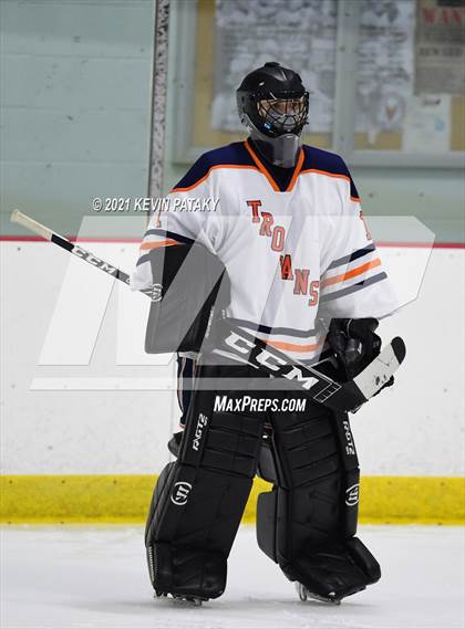 Thumbnail 1 in Branford @ Lyman Hall (SCC D2 Qtr Final) photogallery.