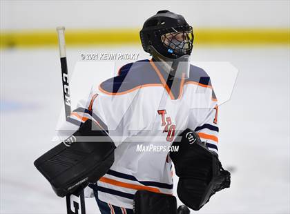 Thumbnail 1 in Branford @ Lyman Hall (SCC D2 Qtr Final) photogallery.