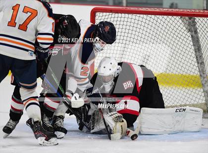 Thumbnail 1 in Branford @ Lyman Hall (SCC D2 Qtr Final) photogallery.