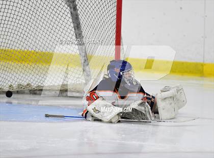 Thumbnail 3 in Branford @ Lyman Hall (SCC D2 Qtr Final) photogallery.