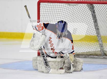Thumbnail 2 in Branford @ Lyman Hall (SCC D2 Qtr Final) photogallery.