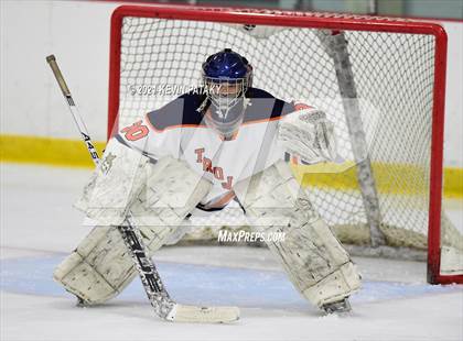 Thumbnail 2 in Branford @ Lyman Hall (SCC D2 Qtr Final) photogallery.