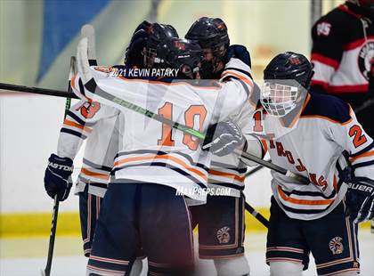 Thumbnail 1 in Branford @ Lyman Hall (SCC D2 Qtr Final) photogallery.