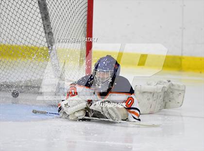 Thumbnail 3 in Branford @ Lyman Hall (SCC D2 Qtr Final) photogallery.