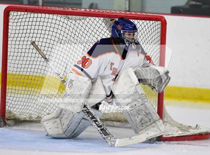 Thumbnail 1 in Branford @ Lyman Hall (SCC D2 Qtr Final) photogallery.