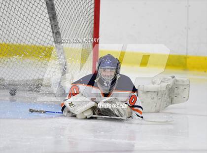 Thumbnail 2 in Branford @ Lyman Hall (SCC D2 Qtr Final) photogallery.