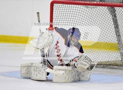 Thumbnail 2 in Branford @ Lyman Hall (SCC D2 Qtr Final) photogallery.