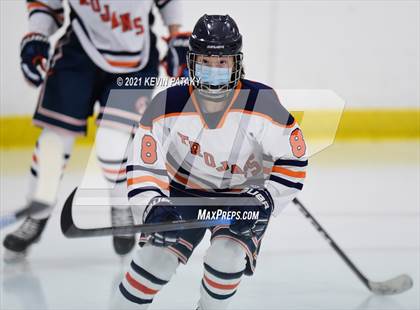 Thumbnail 1 in Branford @ Lyman Hall (SCC D2 Qtr Final) photogallery.