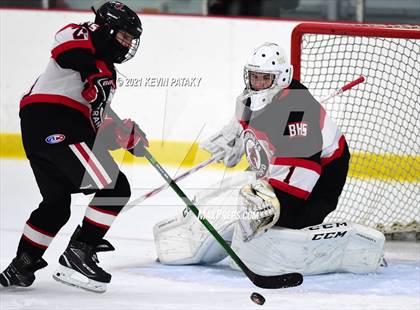 Thumbnail 2 in Branford @ Lyman Hall (SCC D2 Qtr Final) photogallery.