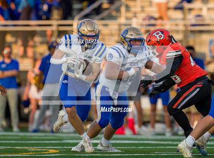 Thumbnail 3 in Alamo Heights @ Burbank photogallery.