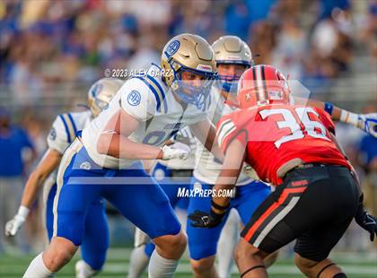 Thumbnail 3 in Alamo Heights @ Burbank photogallery.