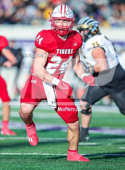 Thumbnail 2 in Seminole @ Glen Rose (UIL Football 4A Division 2 Regional Semifinal) photogallery.