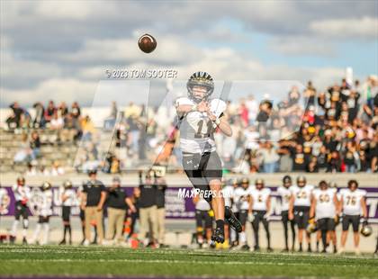 Thumbnail 3 in Seminole @ Glen Rose (UIL Football 4A Division 2 Regional Semifinal) photogallery.