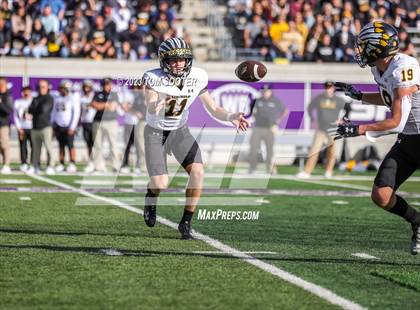 Thumbnail 1 in Seminole @ Glen Rose (UIL Football 4A Division 2 Regional Semifinal) photogallery.