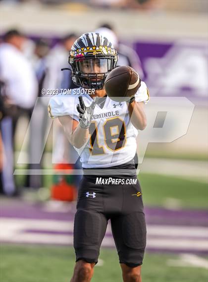 Thumbnail 3 in Seminole @ Glen Rose (UIL Football 4A Division 2 Regional Semifinal) photogallery.