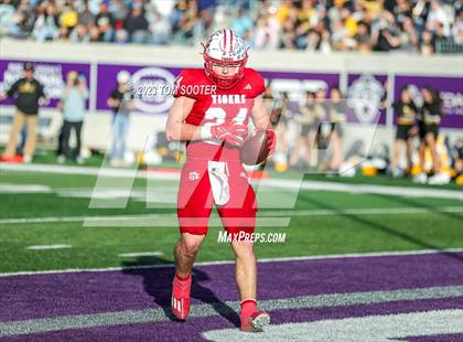 Thumbnail 3 in Seminole @ Glen Rose (UIL Football 4A Division 2 Regional Semifinal) photogallery.