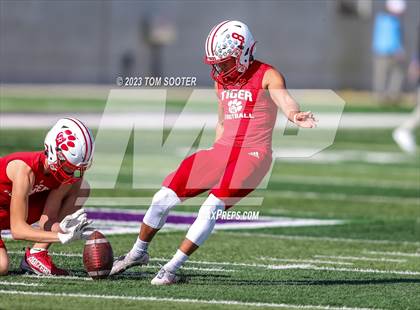 Thumbnail 3 in Seminole @ Glen Rose (UIL Football 4A Division 2 Regional Semifinal) photogallery.