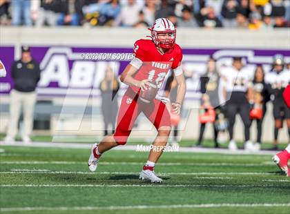 Thumbnail 2 in Seminole @ Glen Rose (UIL Football 4A Division 2 Regional Semifinal) photogallery.