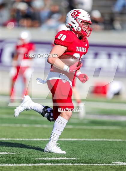 Thumbnail 1 in Seminole @ Glen Rose (UIL Football 4A Division 2 Regional Semifinal) photogallery.