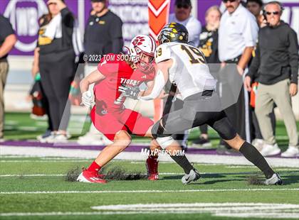 Thumbnail 2 in Seminole @ Glen Rose (UIL Football 4A Division 2 Regional Semifinal) photogallery.