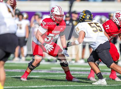 Thumbnail 2 in Seminole @ Glen Rose (UIL Football 4A Division 2 Regional Semifinal) photogallery.