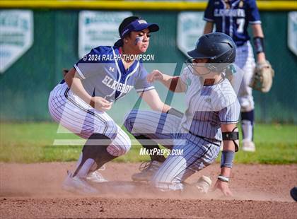 Thumbnail 3 in Elk Grove @ Sheldon photogallery.