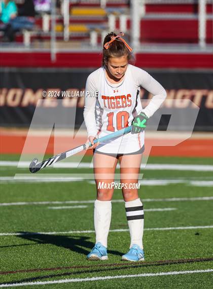 Thumbnail 1 in Kingston vs. Mamaroneck (NYSPHSAA Class A Regional Final) photogallery.