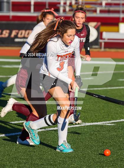 Thumbnail 1 in Kingston vs. Mamaroneck (NYSPHSAA Class A Regional Final) photogallery.