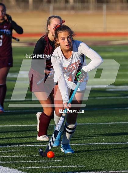 Thumbnail 3 in Kingston vs. Mamaroneck (NYSPHSAA Class A Regional Final) photogallery.