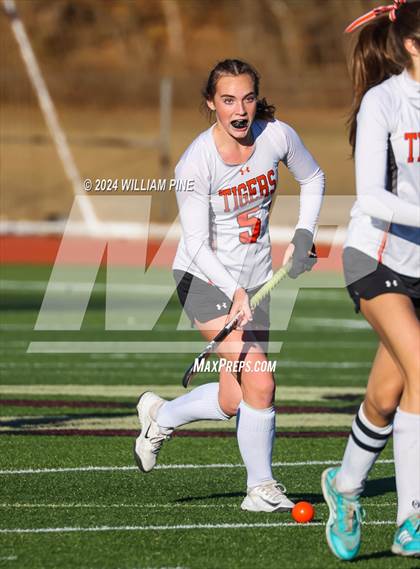 Thumbnail 2 in Kingston vs. Mamaroneck (NYSPHSAA Class A Regional Final) photogallery.