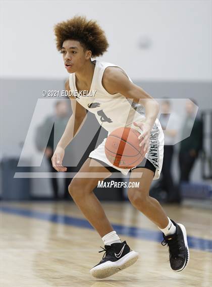 Thumbnail 3 in Dallas Jesuit vs. Plano East (In-N-Out Tournament) photogallery.
