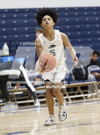 Thumbnail 2 in Dallas Jesuit vs. Plano East (In-N-Out Tournament) photogallery.