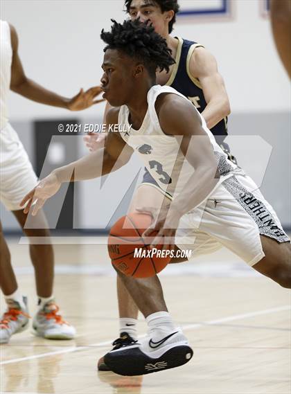 Thumbnail 3 in Dallas Jesuit vs. Plano East (In-N-Out Tournament) photogallery.