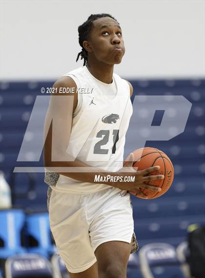 Thumbnail 3 in Dallas Jesuit vs. Plano East (In-N-Out Tournament) photogallery.