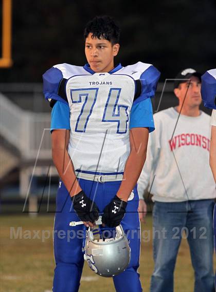 Thumbnail 2 in Southwest vs. Oshkosh North photogallery.