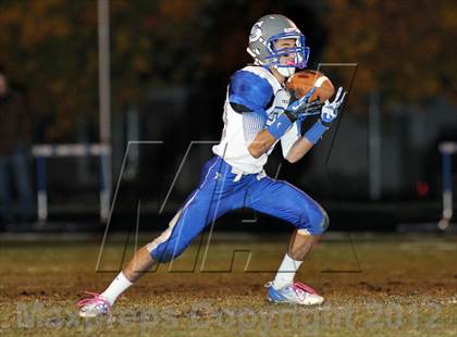 Thumbnail 3 in Southwest vs. Oshkosh North photogallery.