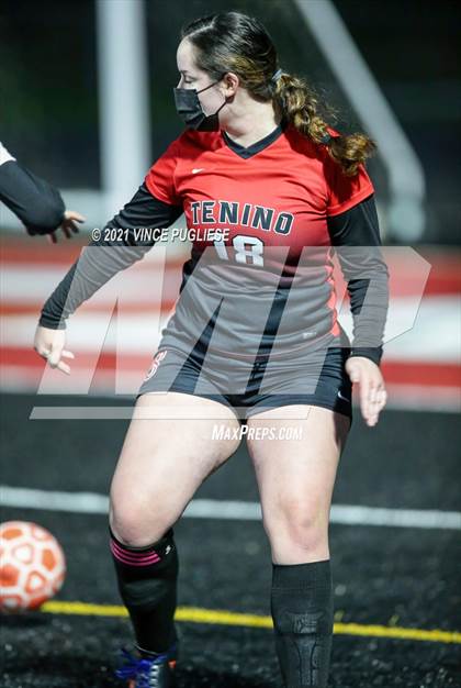 Thumbnail 3 in JV: Elma @ Tenino photogallery.