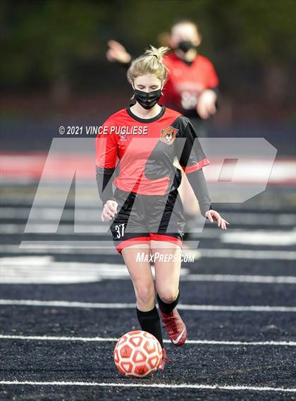 Thumbnail 3 in JV: Elma @ Tenino photogallery.