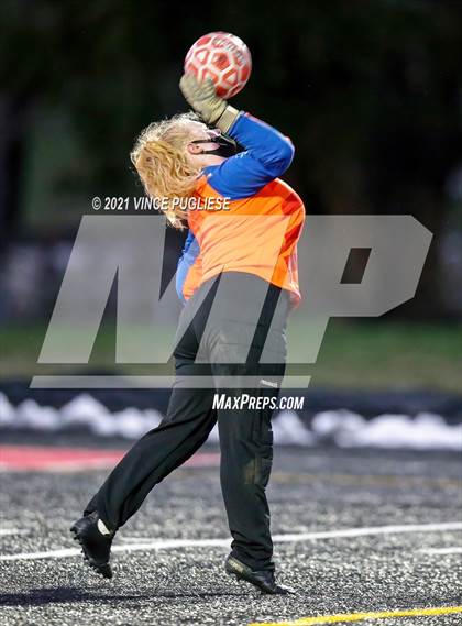 Thumbnail 1 in JV: Elma @ Tenino photogallery.