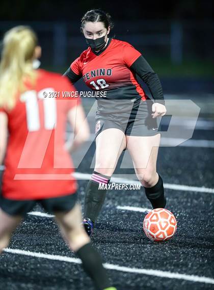 Thumbnail 3 in JV: Elma @ Tenino photogallery.