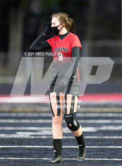 Thumbnail 2 in JV: Elma @ Tenino photogallery.