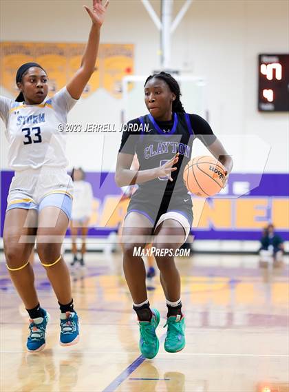 Thumbnail 3 in Clayton vs Willow Spring (Greater Neuse River 4A Conference Tournament) photogallery.
